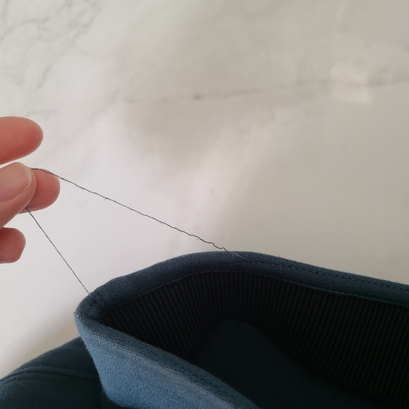 Aritzia Wilfred LIS pencil skirt - Picture 6 of 12